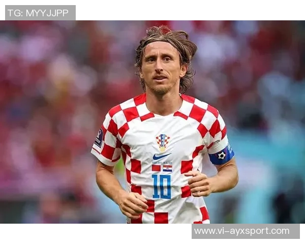 西媒报道莫德里奇希望在皇马退役并主动提出多种降薪方案