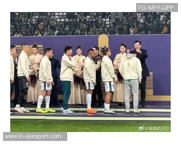 北京市体育局和足协领导现场观战足协杯决赛展现对足球发展的重视